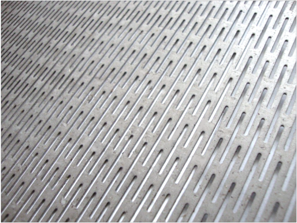 DĚROVANÝ PLECH Lv 1,7-20, NEREZ - 2,0/950x1220 mm