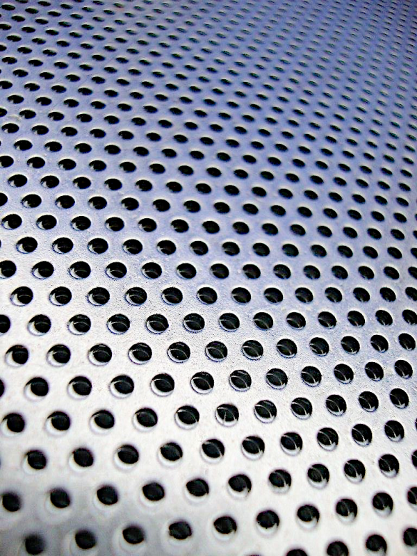 DĚROVANÝ PLECH Rv 2-3,5  NEREZ - 1,5/244x520 mm