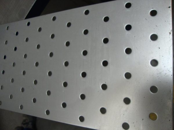 DĚROVANÝ PLECH Rv 7-30, NEREZ - 2,0/170x1000 mm