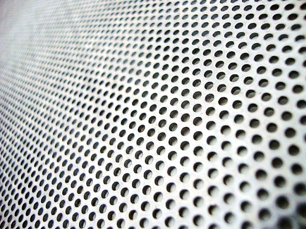 DĚROVANÝ PLECH Rv 1,3-3  OCEL - 1,0/645x2450 mm